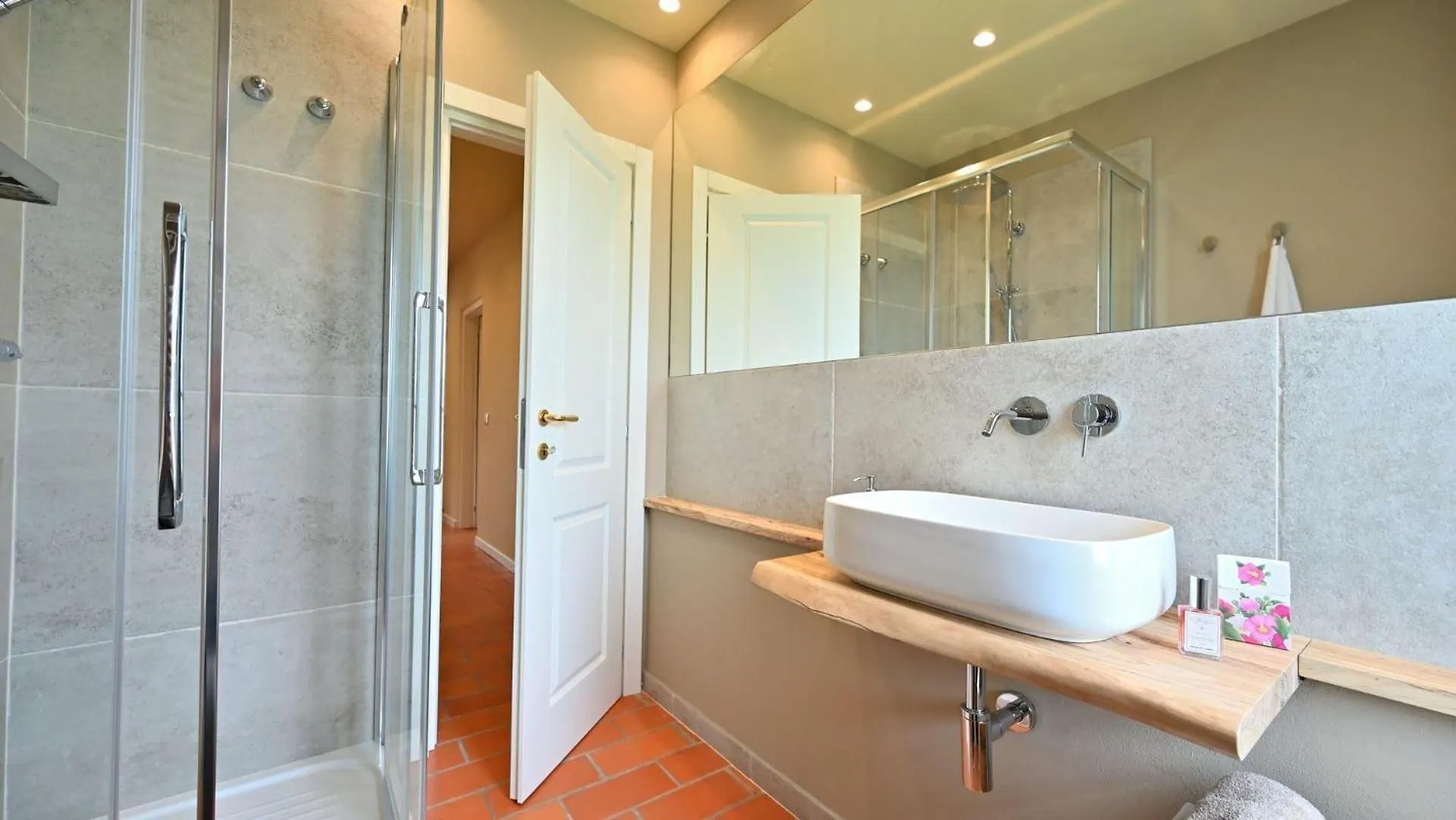 Le Ginestre Villa Montevarchi