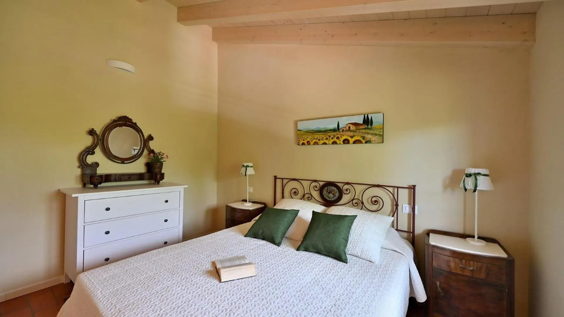 Le Ginestre Villa Montevarchi 0*,